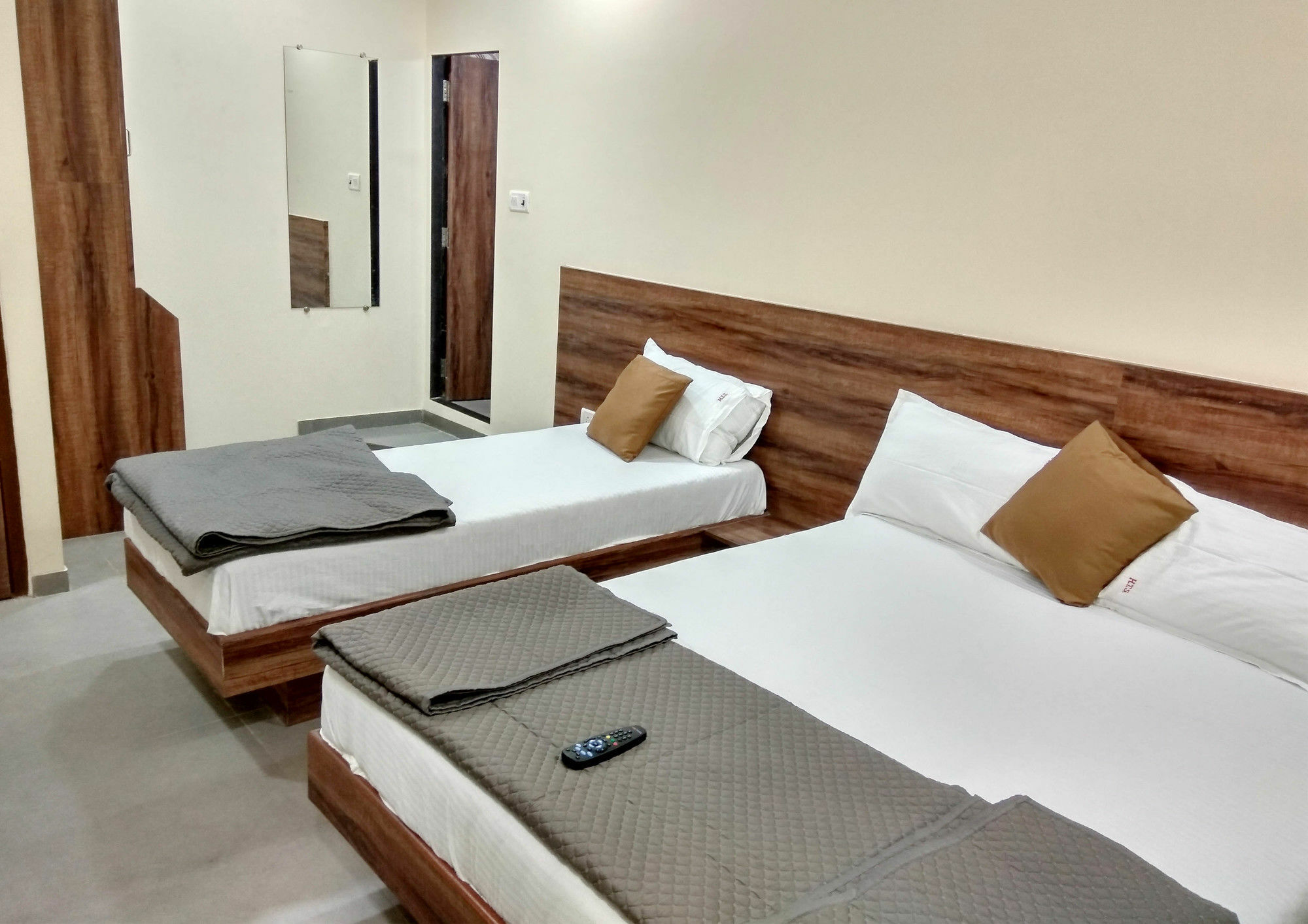 Terminus Square Hotel Kurla Exterior foto